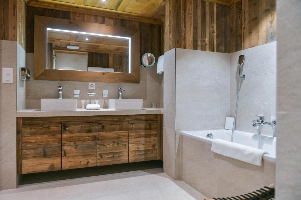 Aida Hotel & Spa - "Adults Only" Relais & Chateaux Crans-Montana Exterior photo