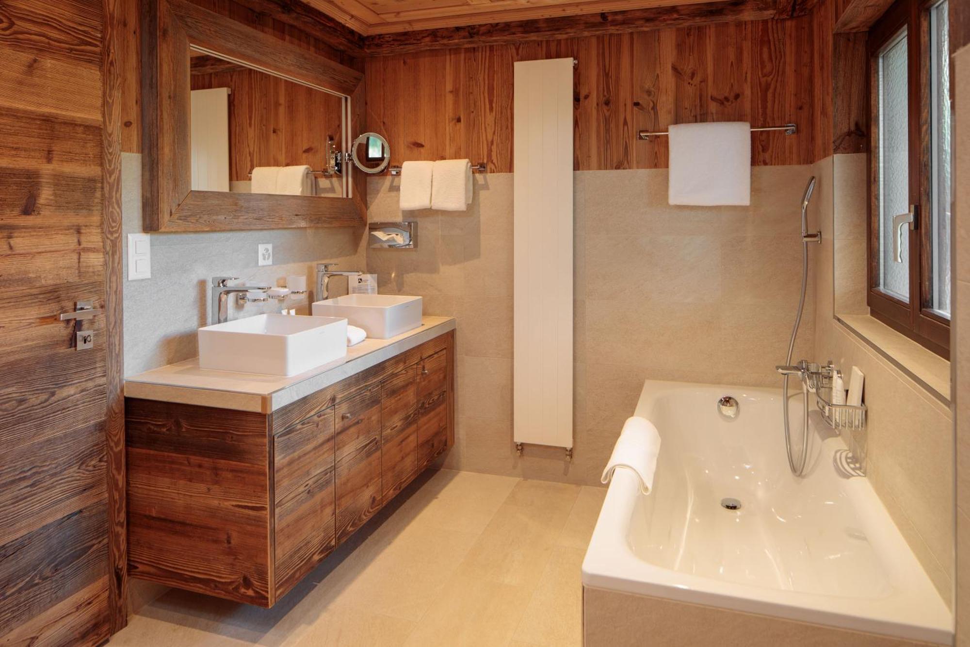 Aida Hotel & Spa - "Adults Only" Relais & Chateaux Crans-Montana Exterior photo