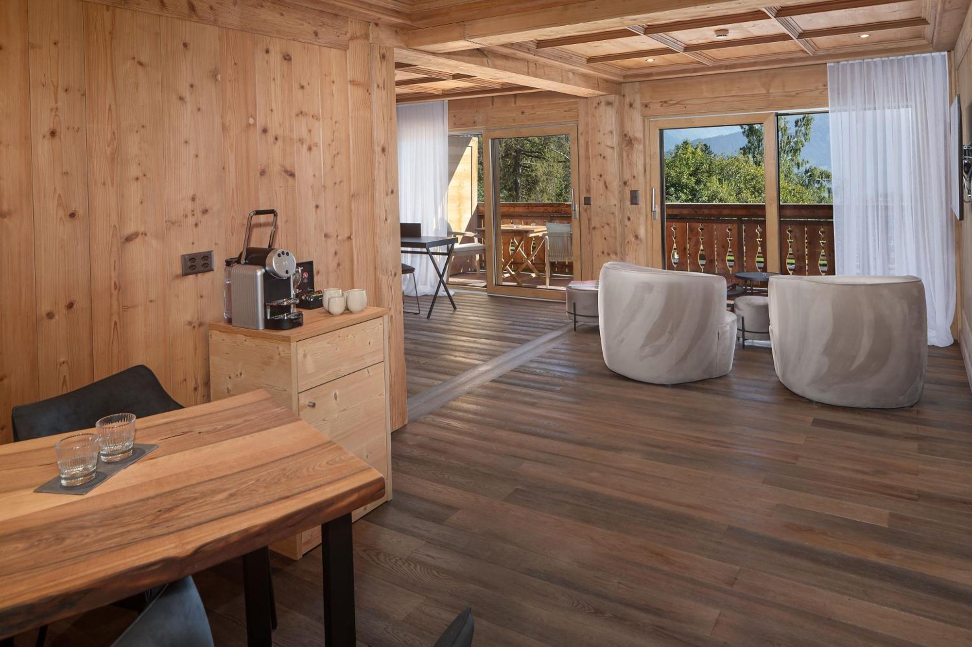 Aida Hotel & Spa - "Adults Only" Relais & Chateaux Crans-Montana Exterior photo