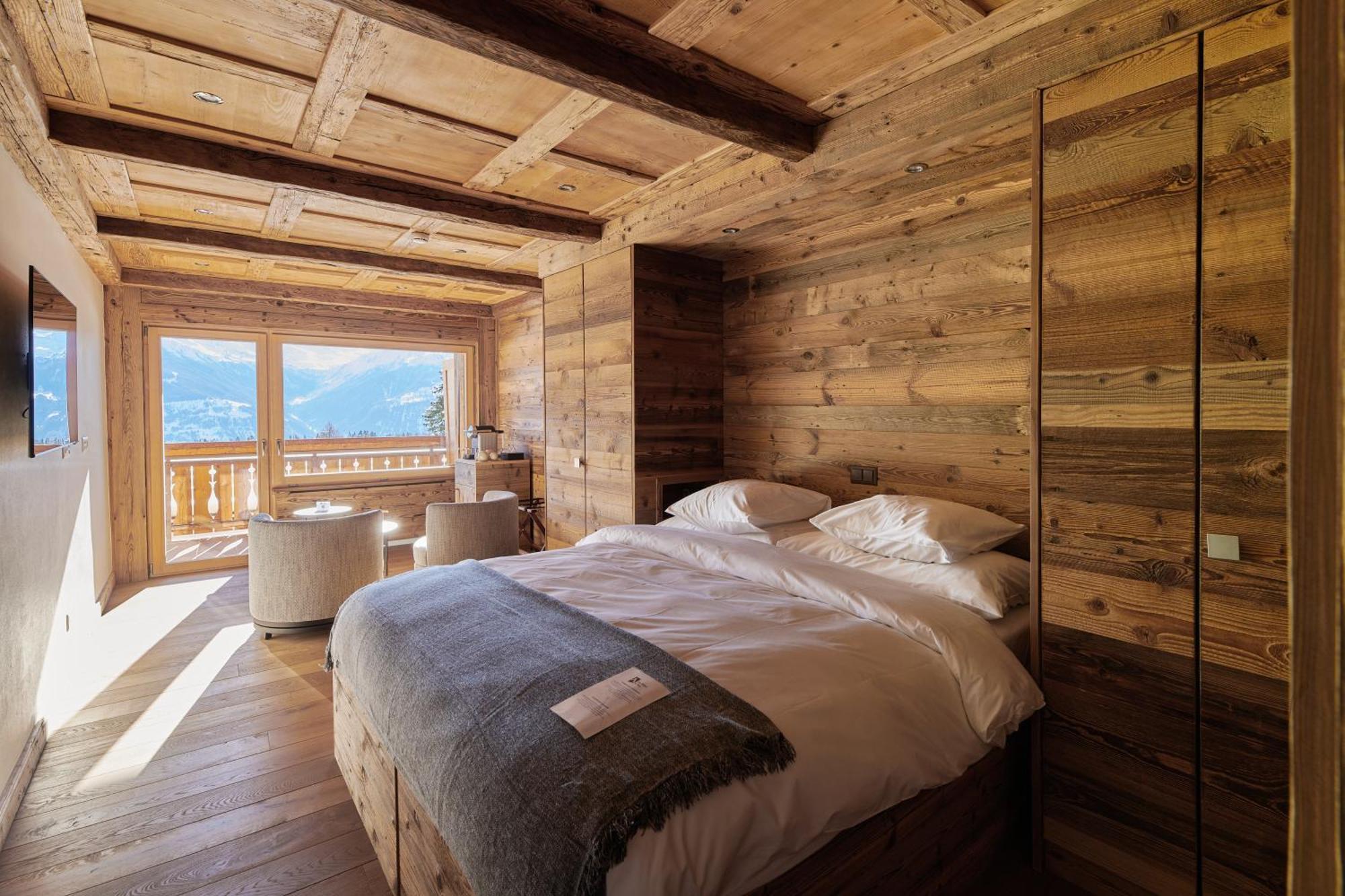Aida Hotel & Spa - "Adults Only" Relais & Chateaux Crans-Montana Exterior photo